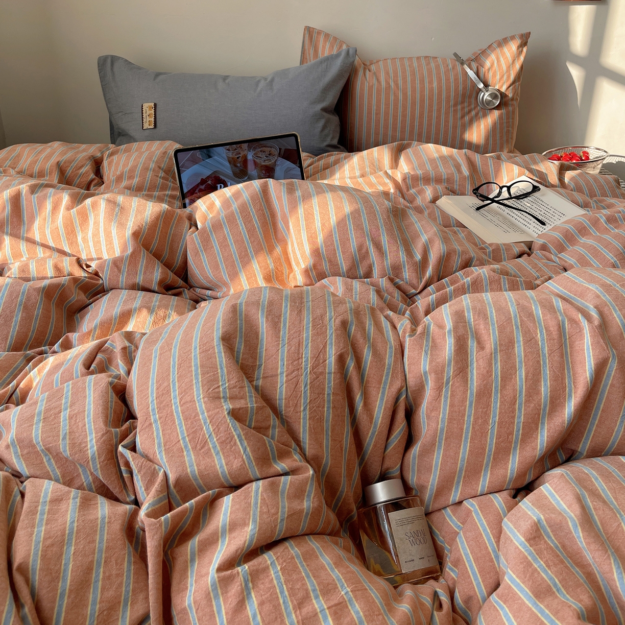 91家纺网 家纺一手货源 找家纺 雅居纺家纺 2026新款全棉色织混搭水洗棉四件套 雾屿-橘黄