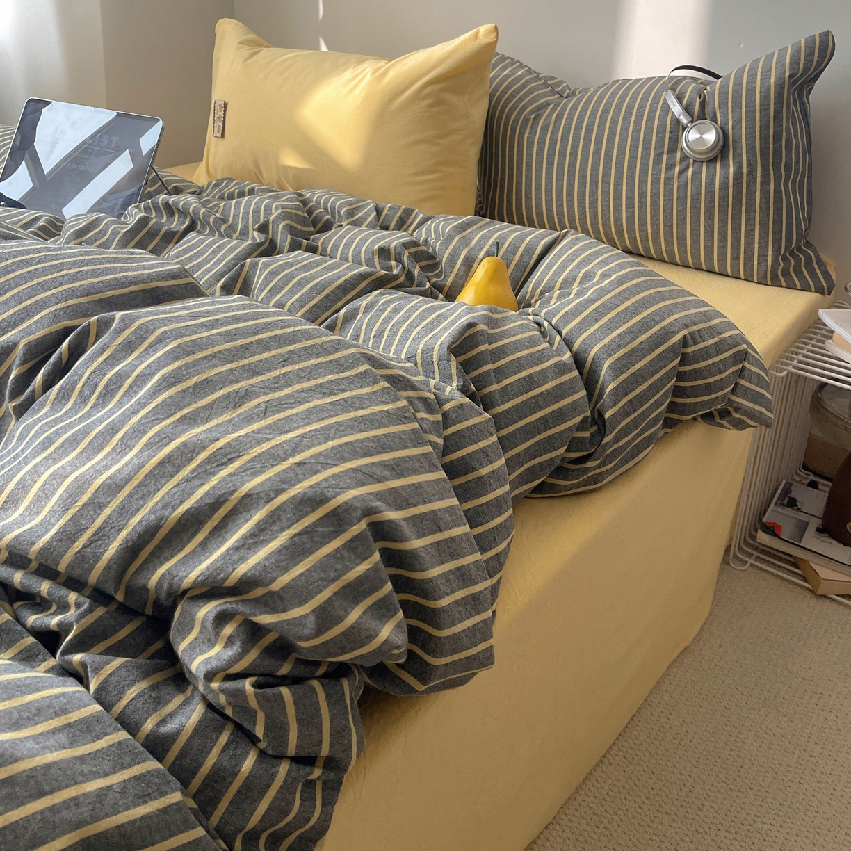 91家纺网 家纺一手货源 找家纺 雅居纺家纺 2026新款全棉色织混搭水洗棉四件套 雾屿-深灰