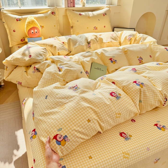 91家纺网 家纺一手货源 找家纺 简冠家纺 2026新款12868印花全棉单被套 精灵王国-黄