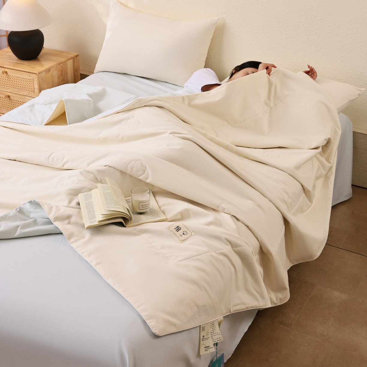91家纺网 家纺一手货源 找家纺 盛凡家纺 2026新款A类133*72里外全棉100%棉花夏被四件套夏凉被空调被纯色被子被芯（包检测） 茶白+水绿