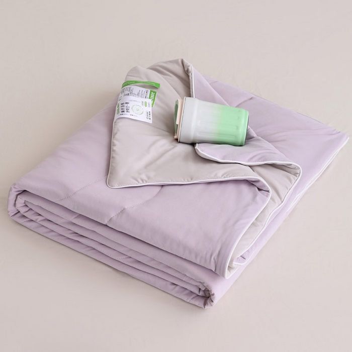91家纺网 家纺一手货源 找家纺 盛凡家纺 2026新款凉感A类锦氨（170克）55大豆抗菌夏被夏凉被空调被（配礼盒） 曙光紫+幻影灰