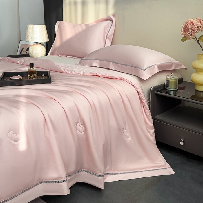 91家纺网 家纺一手货源 找家纺 盛凡家纺 2026新款A类天丝棉夏被被子被芯 玫瑰粉