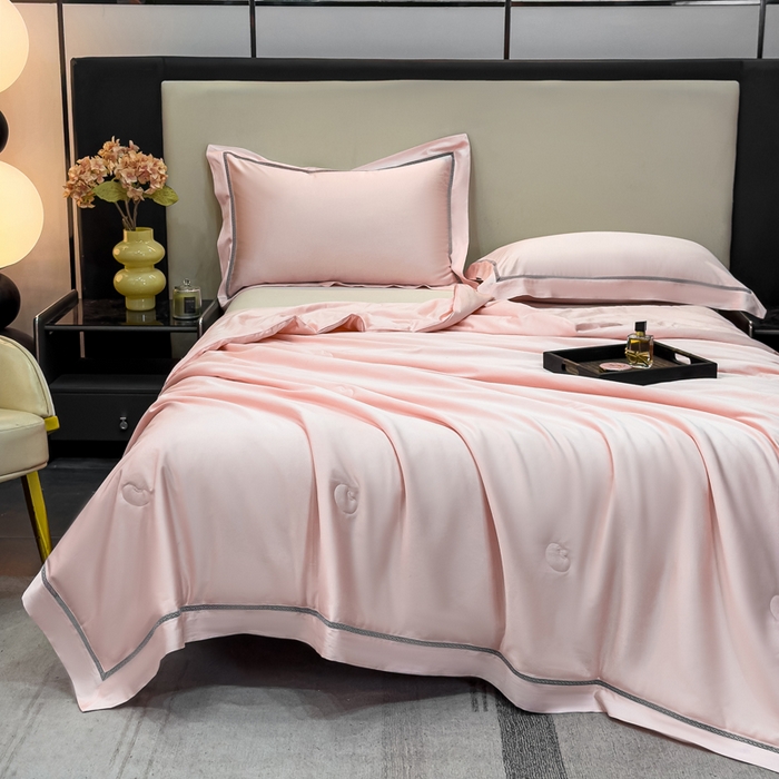 91家纺网 家纺一手货源 找家纺 盛凡家纺 2026新款A类天丝棉夏被被子被芯 玫瑰粉