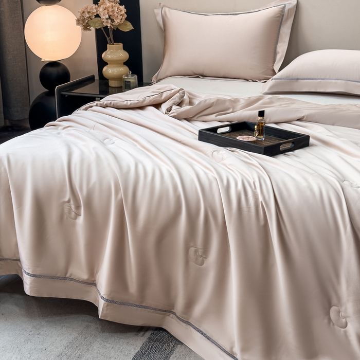 91家纺网 家纺一手货源 找家纺 盛凡家纺 2026新款A类天丝棉夏被被子被芯 浅沙金