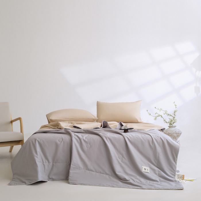 91家纺网 家纺一手货源 找家纺 盛凡家纺 2026新款133*72全棉A类55大豆抗菌夏被空调被夏凉被被子被芯（包检测） 幻影灰+奶咖