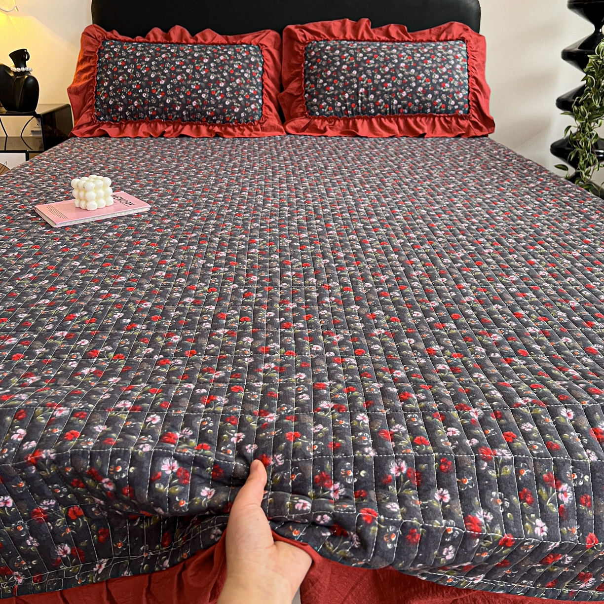 91家纺网 家纺一手货源 找家纺 富米莱（原臻工厂） 2026新款敲可爱奶呼呼云感双层纱韩国大布袋韩版大花边床盖床裙四件套-超级治愈 暗夜玫瑰