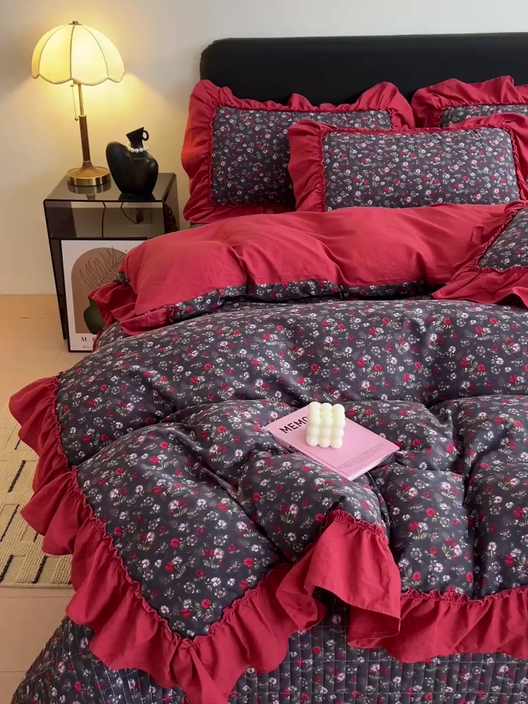 91家纺网 家纺一手货源 找家纺 富米莱（原臻工厂） 2026新款敲可爱奶呼呼云感双层纱韩国大布袋韩版大花边床盖床裙四件套-超级治愈 暗夜玫瑰