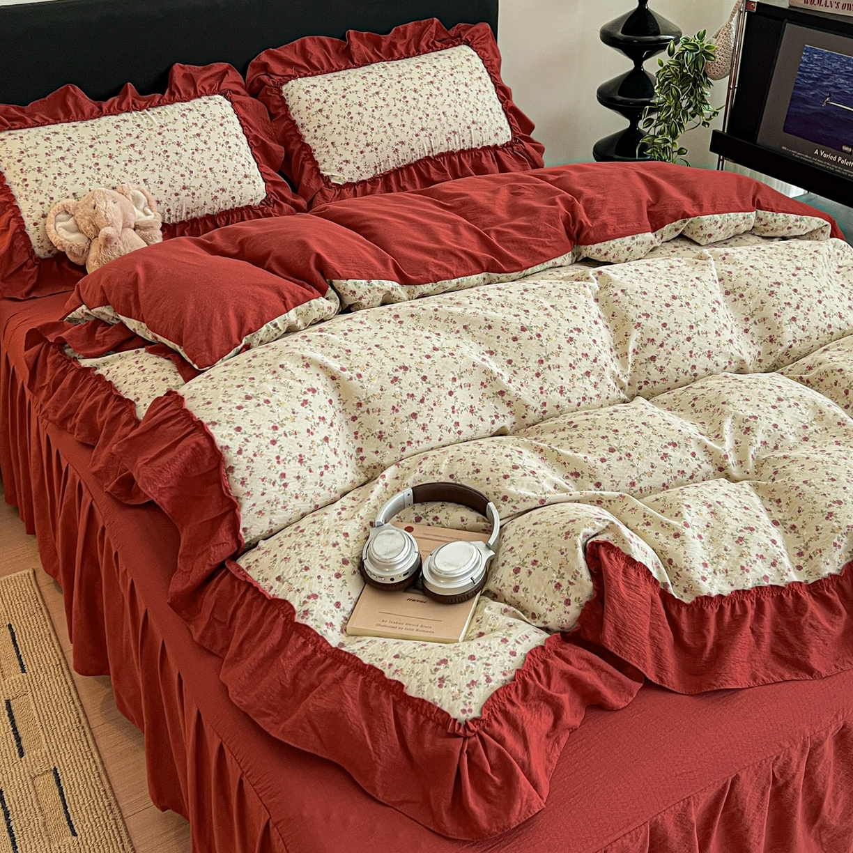 91家纺网 家纺一手货源 找家纺 富米莱（原臻工厂） 2026新款敲可爱奶呼呼云感双层纱韩国大布袋韩版大花边床盖床裙四件套-超级治愈 见花则喜