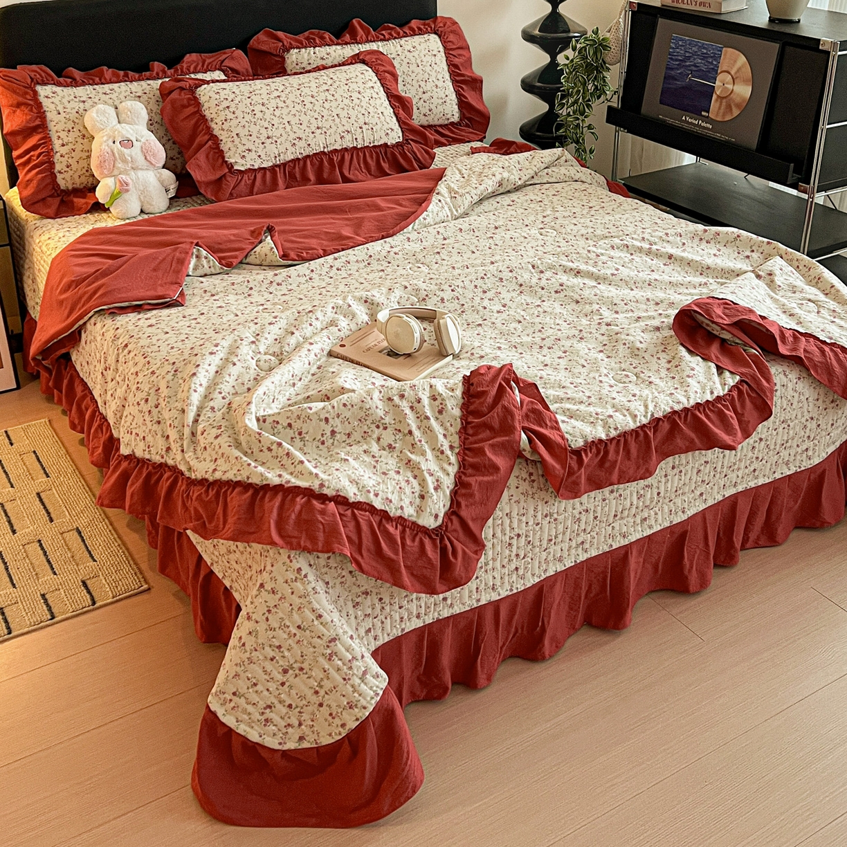 91家纺网 家纺一手货源 找家纺 富米莱（原臻工厂） 2026新款敲可爱奶呼呼云感双层纱韩国大布袋韩版大花边床盖床裙四件套-超级治愈 见花则喜