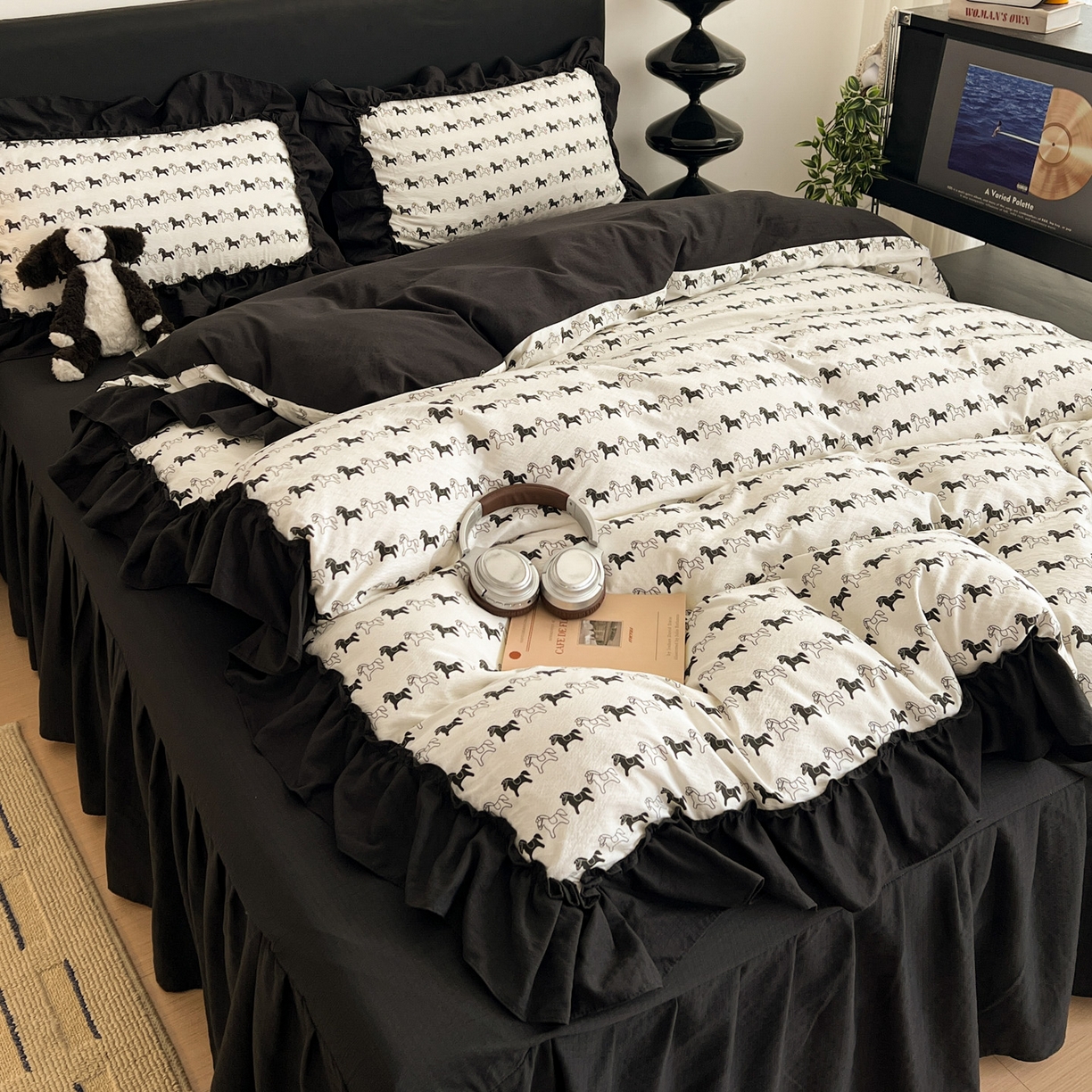 91家纺网 家纺一手货源 找家纺 富米莱（原臻工厂） 2026新款敲可爱奶呼呼云感双层纱韩国大布袋韩版大花边床盖床裙四件套-超级治愈 木马