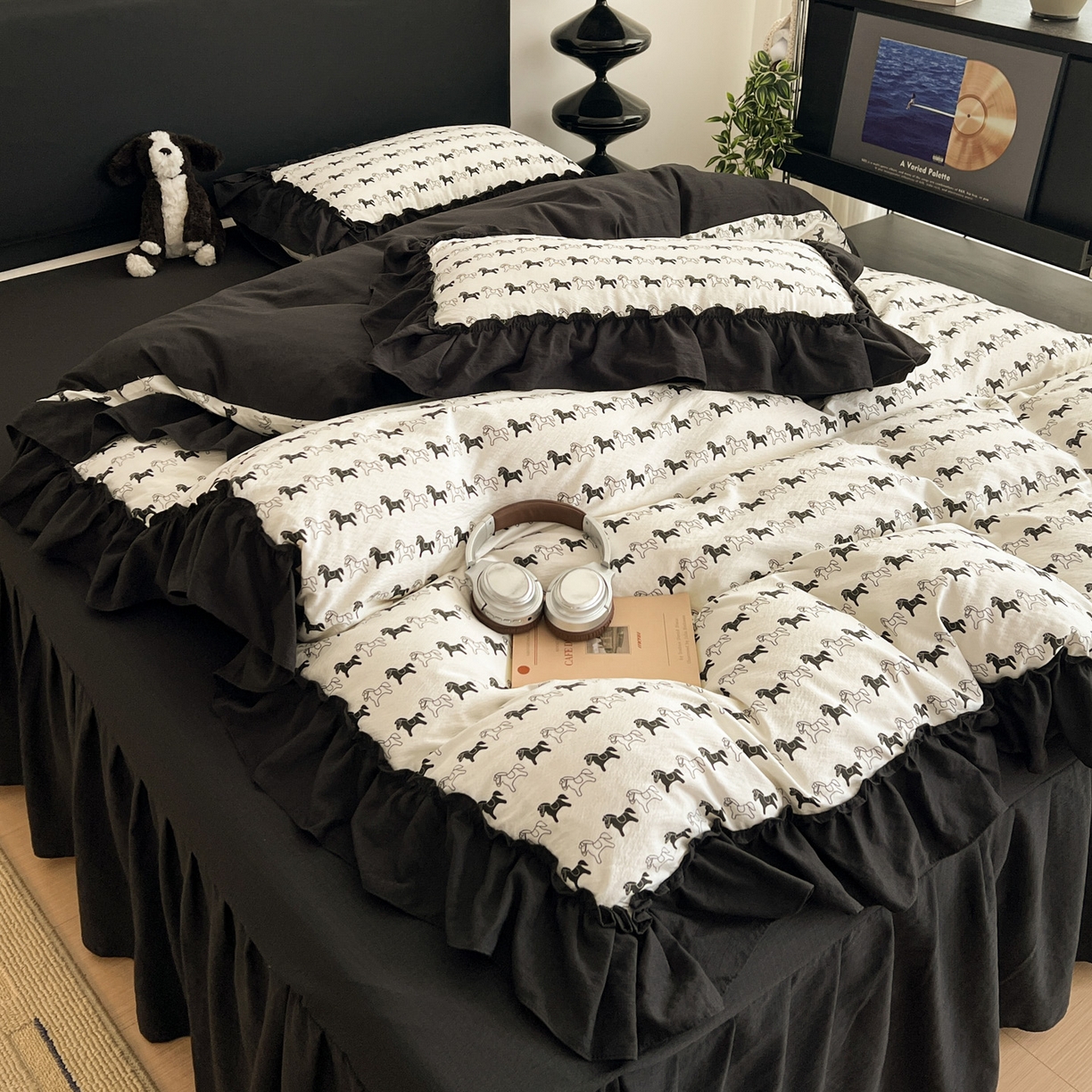 91家纺网 家纺一手货源 找家纺 富米莱（原臻工厂） 2026新款敲可爱奶呼呼云感双层纱韩国大布袋韩版大花边床盖床裙四件套-超级治愈 木马