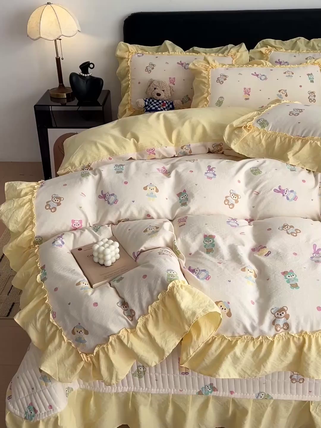 91家纺网 家纺一手货源 找家纺 富米莱（原臻工厂） 2026新款敲可爱奶呼呼云感双层纱韩国大布袋韩版大花边床盖床裙四件套-超级治愈 七宝