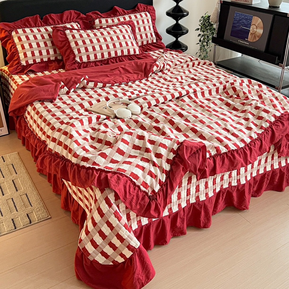 91家纺网 家纺一手货源 找家纺 富米莱（原臻工厂） 2026新款敲可爱奶呼呼云感双层纱韩国大布袋韩版大花边床盖床裙四件套-超级治愈 时光一红