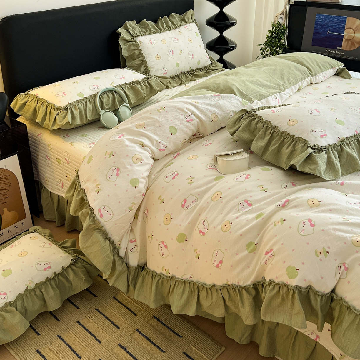 91家纺网 家纺一手货源 找家纺 富米莱（原臻工厂） 2026新款敲可爱奶呼呼云感双层纱韩国大布袋韩版大花边床盖床裙四件套-超级治愈 一口青苹果