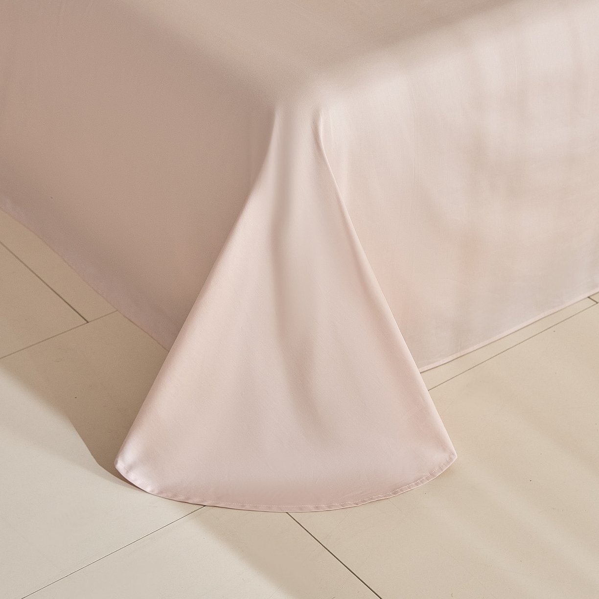 91家纺网 家纺一手货源 找家纺 新方向 2026新款数码印花50s双股全棉贡缎长绒棉四件套-迷境（严格控价 标准328元 加大348元） 迷境-蔷薇粉