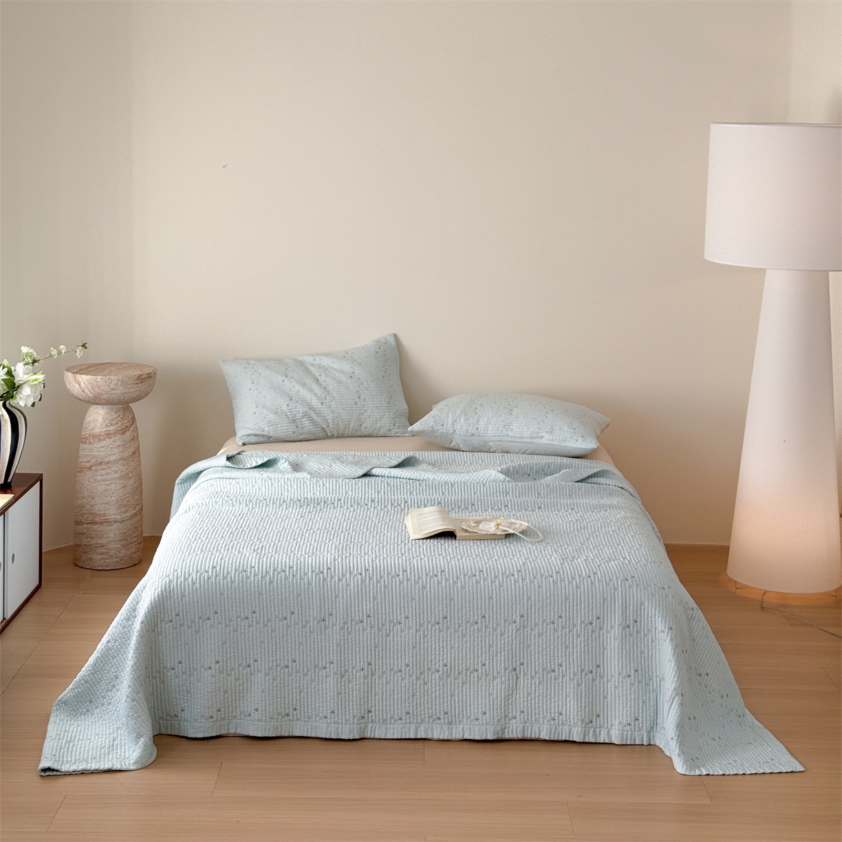 （总）床盖工厂店 2026新款四叶草双面莫代尔天丝填充棉花床盖三件套