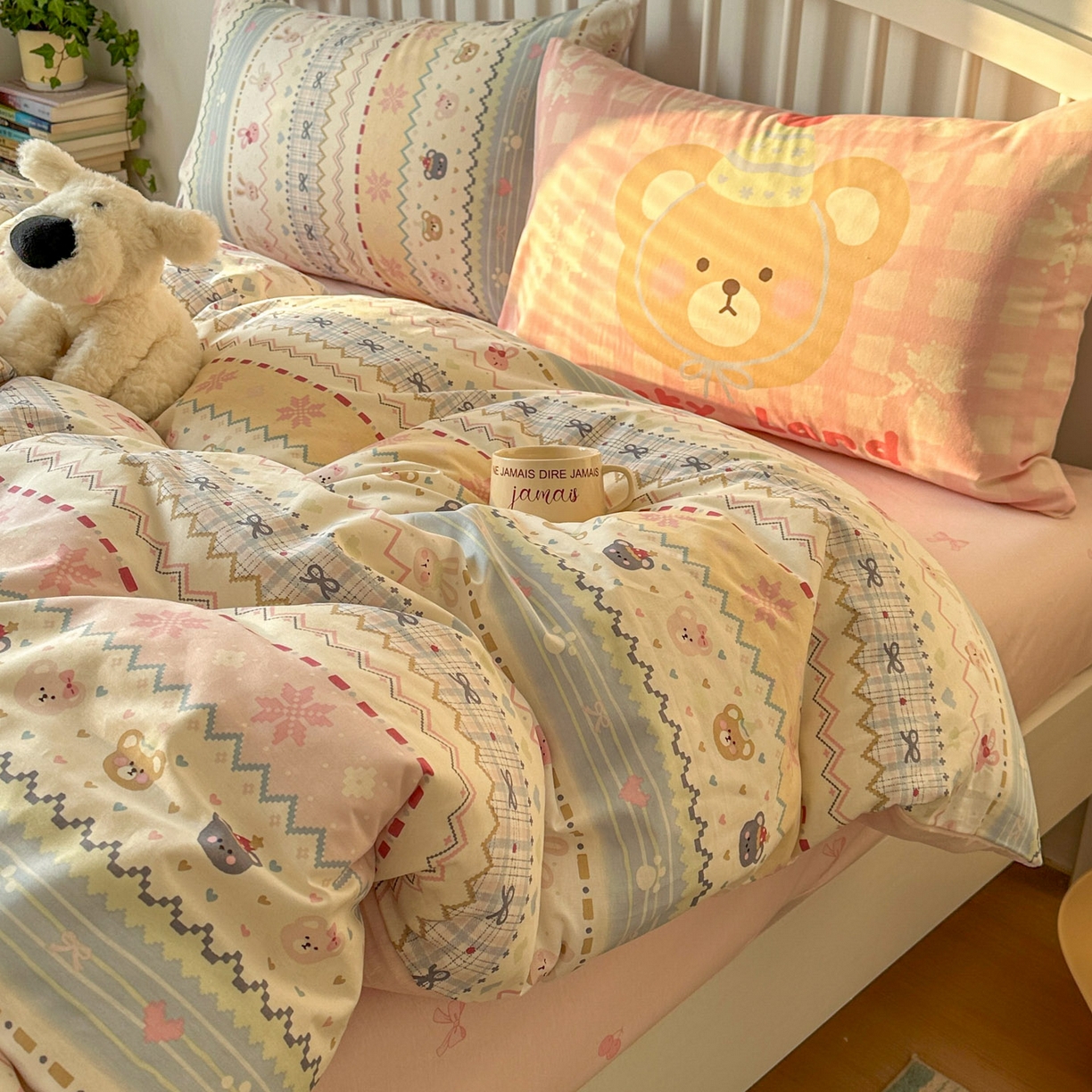 91家纺网 家纺一手货源 找家纺 桃喜 2026新款全棉混搭卡通印花学生三件套四件套 费尔岛小熊