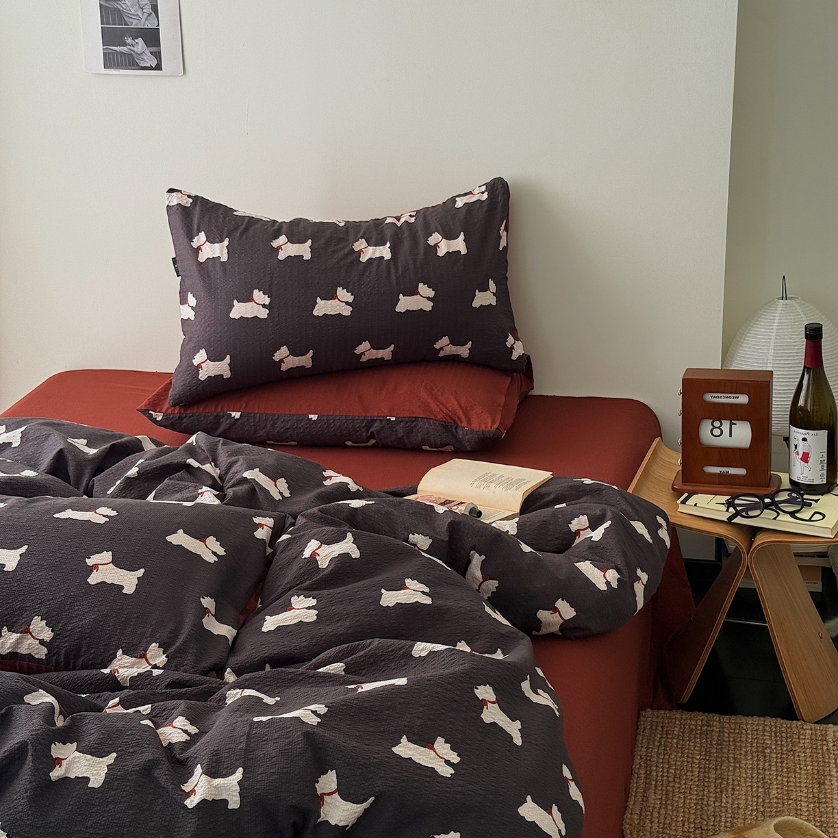 91家纺网 家纺一手货源 找家纺 初念 2026春夏新款简约泡芙纱四件套 灰黑雪纳瑞