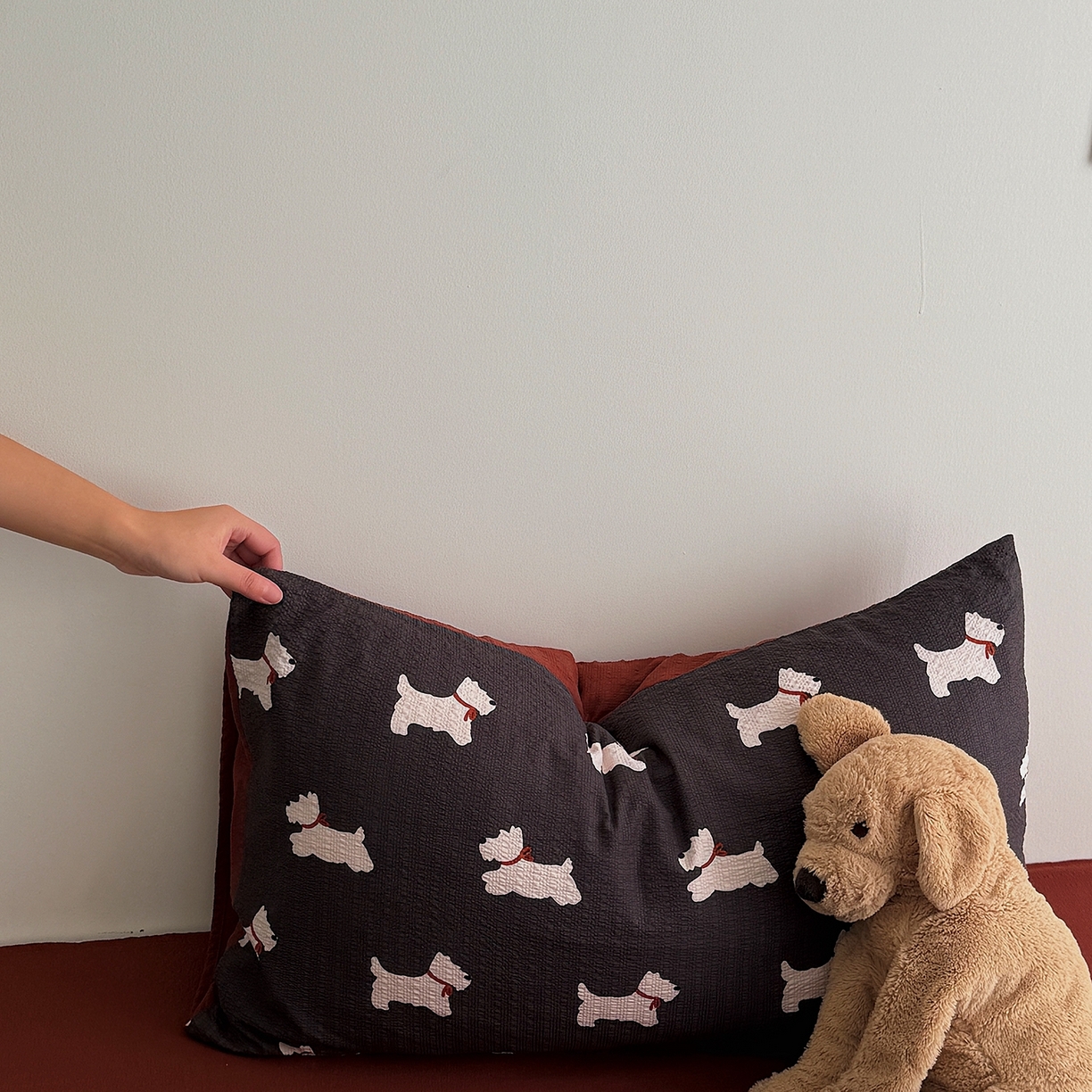 91家纺网 家纺一手货源 找家纺 初念 2026春夏新款简约泡芙纱四件套 灰黑雪纳瑞