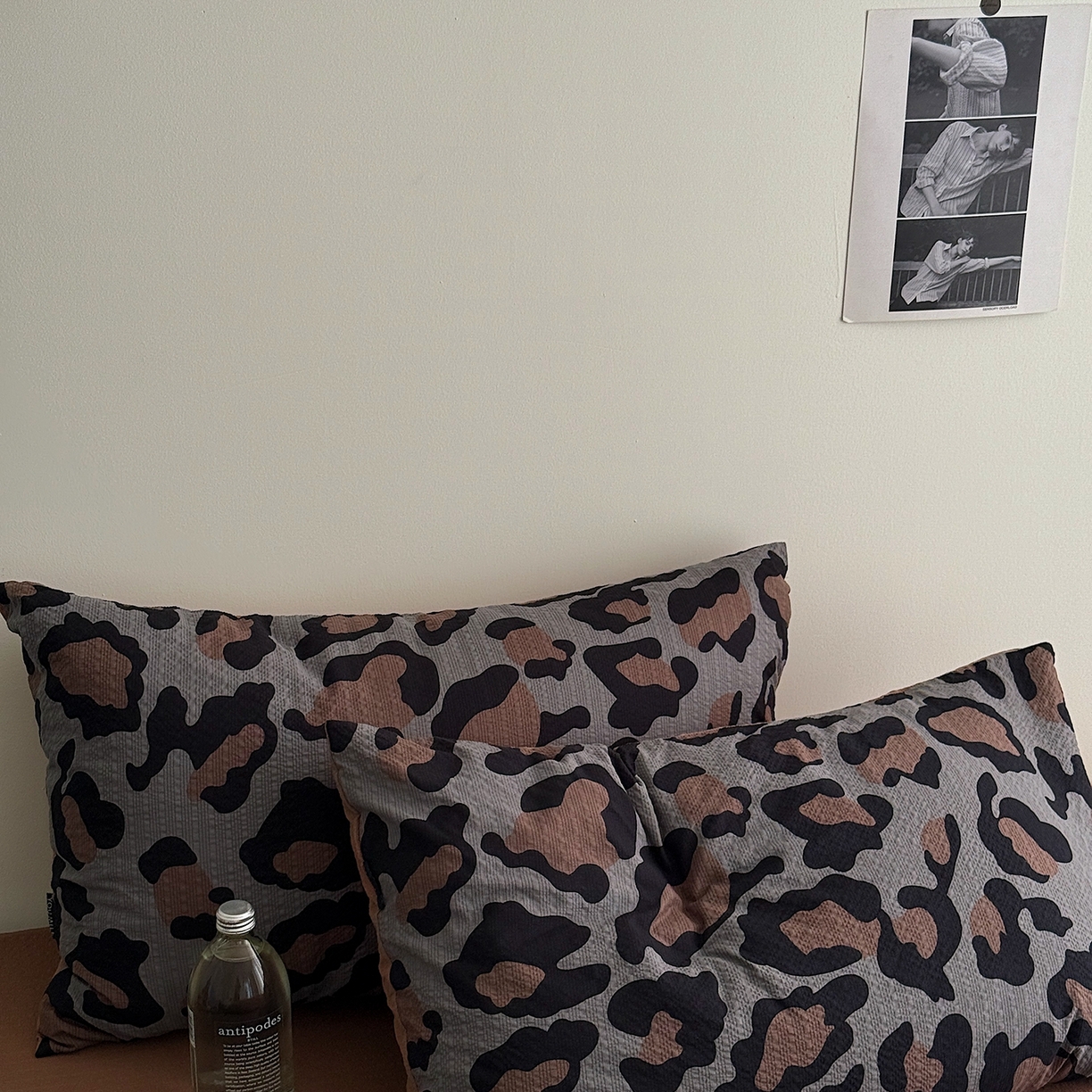 91家纺网 家纺一手货源 找家纺 初念 2026春夏新款简约泡芙纱四件套 灰豹纹