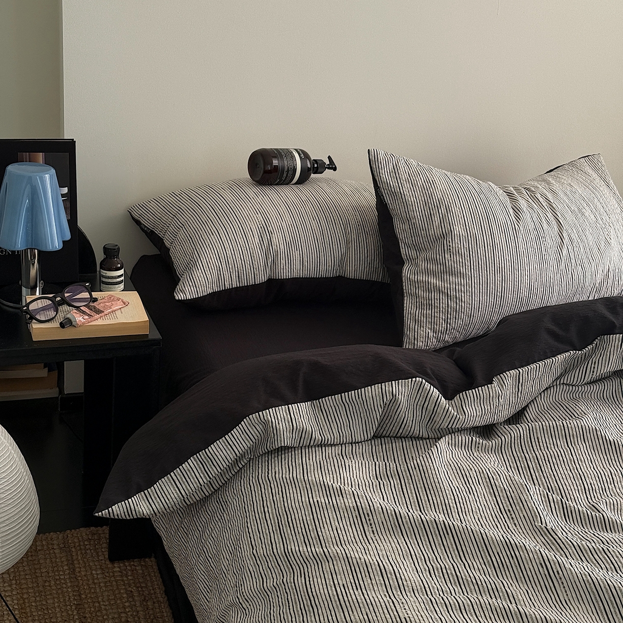 初念 2026春夏新款简约泡芙纱四件套 马克黑条