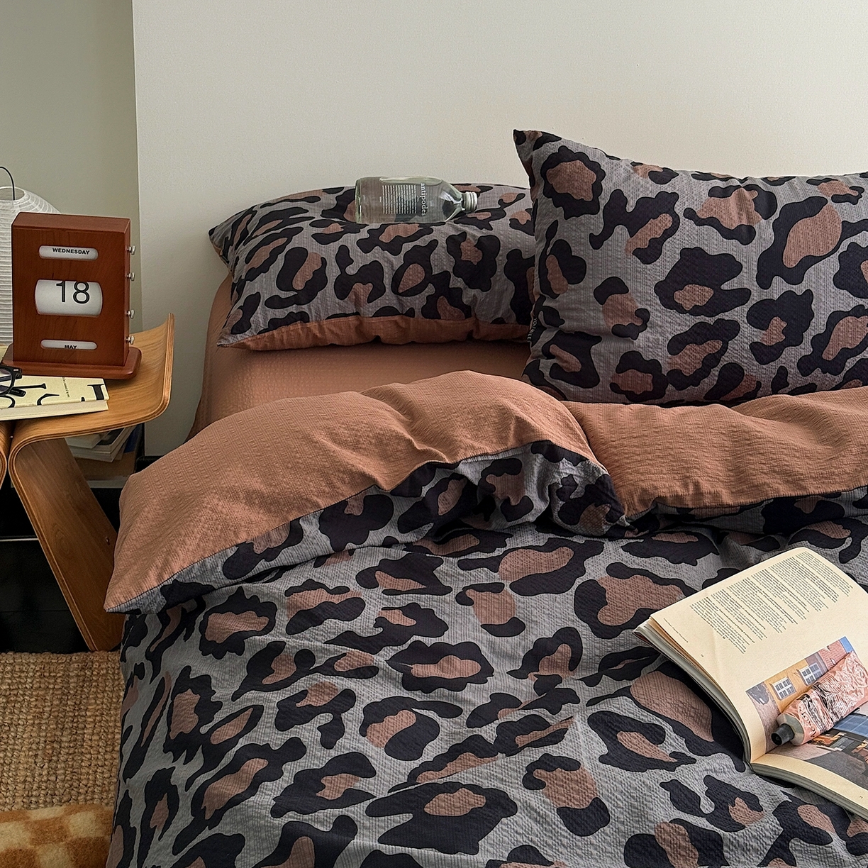 初念 2026春夏新款简约泡芙纱四件套 灰豹纹