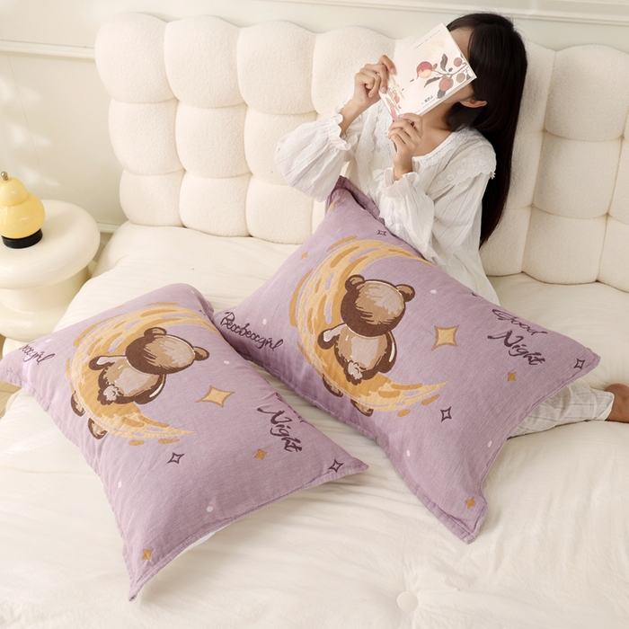 91家纺网 家纺一手货源 找家纺 朴尔家纺-毛巾被 2026新款全棉纯棉欣软系列定位四层加厚柔软纱布枕巾 星光熊