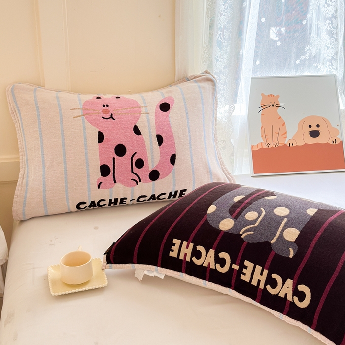 91家纺网 家纺一手货源 找家纺 朴尔家纺-毛巾被 2026新款全棉纯棉多柔AB版定位四层纱布枕巾 粉红猫