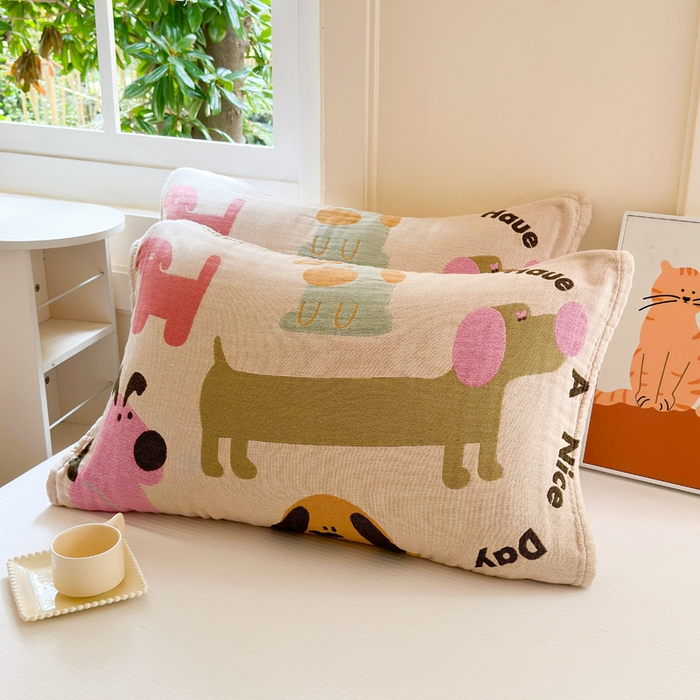 91家纺网 家纺一手货源 找家纺 朴尔家纺-毛巾被 2026新款全棉纯棉多柔AB版定位四层纱布枕巾 狗狗巴士