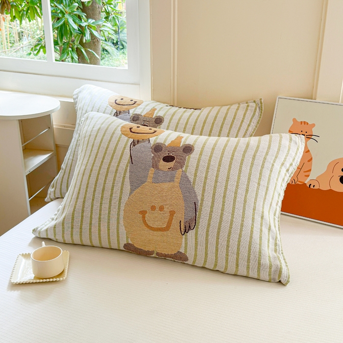 91家纺网 家纺一手货源 找家纺 朴尔家纺-毛巾被 2026新款全棉纯棉多柔AB版定位四层纱布枕巾 玩趣南瓜熊