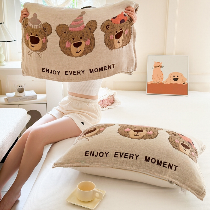 91家纺网 家纺一手货源 找家纺 朴尔家纺-毛巾被 2026新款全棉纯棉多柔AB版定位四层纱布枕巾 熊仔派对