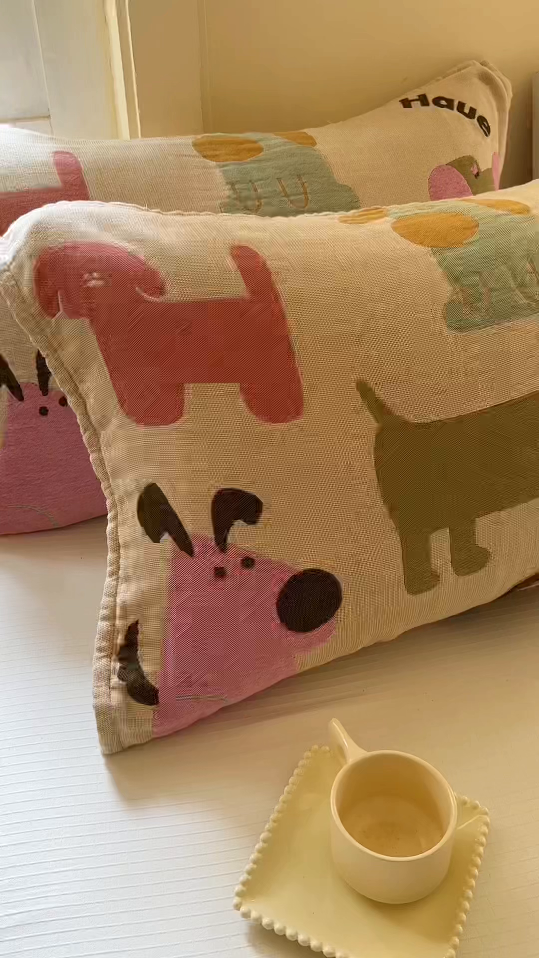 91家纺网 家纺一手货源 找家纺 朴尔家纺-毛巾被 2026新款全棉纯棉多柔AB版定位四层纱布枕巾 狗狗巴士