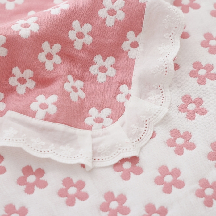 91家纺网 家纺一手货源 找家纺 朴尔家纺-毛巾被 2025新款韩版小碎花边全棉纯棉三层纱布枕巾 樱花季-粉