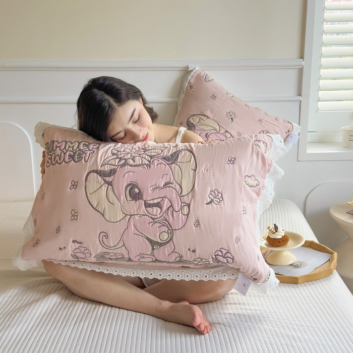 91家纺网 家纺一手货源 找家纺 朴尔家纺-毛巾被 2026新款韩版花边卡通水洗起皱纯棉六层纱布枕巾 夏日至甜