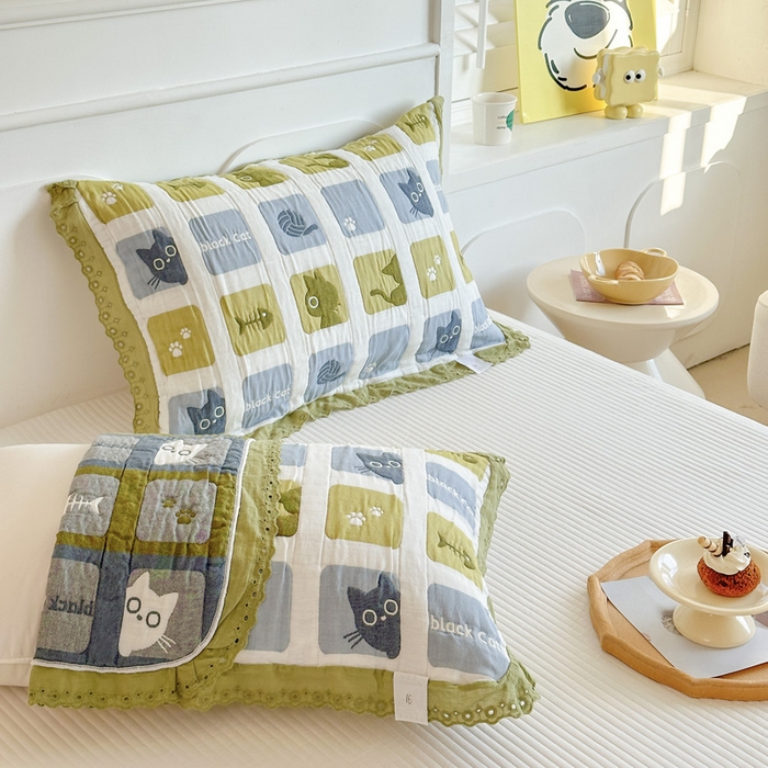 91家纺网 家纺一手货源 找家纺 朴尔家纺-毛巾被 2026新款韩版花边卡通水洗起皱纯棉六层纱布枕巾 猫猫九宫格