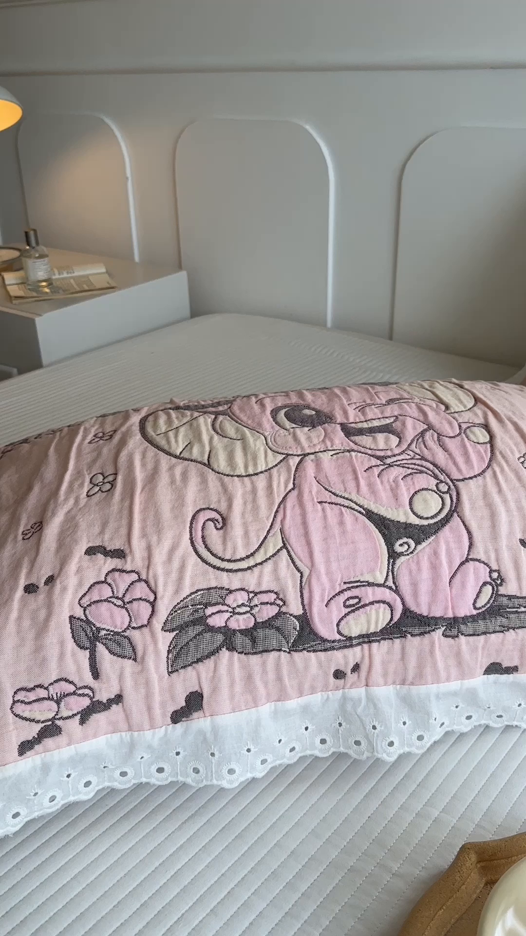 91家纺网 家纺一手货源 找家纺 朴尔家纺-毛巾被 2026新款韩版花边卡通水洗起皱纯棉六层纱布枕巾 夏日至甜