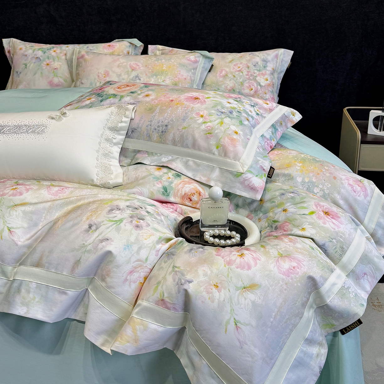 91家纺网 家纺一手货源 找家纺 莱势 2026新款新品100支纯棉全棉50x50s埃及长绒棉刺绣绣花四件套高端礼盒-绽缦系列 绽缦 绿野仙踪