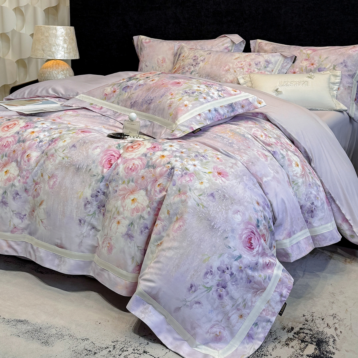 91家纺网 家纺一手货源 找家纺 莱势 2026新款新品100支纯棉全棉50x50s埃及长绒棉刺绣绣花四件套高端礼盒-绽缦系列 绽缦 梦幻紫