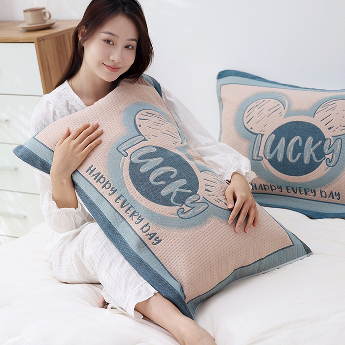 91家纺网 家纺一手货源 找家纺 朴尔家纺-毛巾被 2026新款卡通定位全棉纯棉四层纱布枕巾 忆童年-蓝