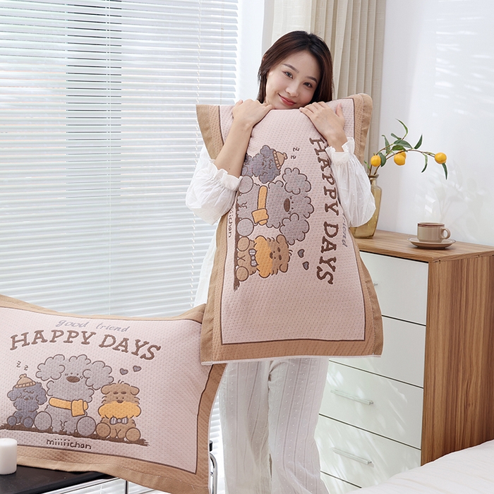 91家纺网 家纺一手货源 找家纺 朴尔家纺-毛巾被 2026新款卡通定位全棉纯棉四层纱布枕巾 奶狗小队-咖