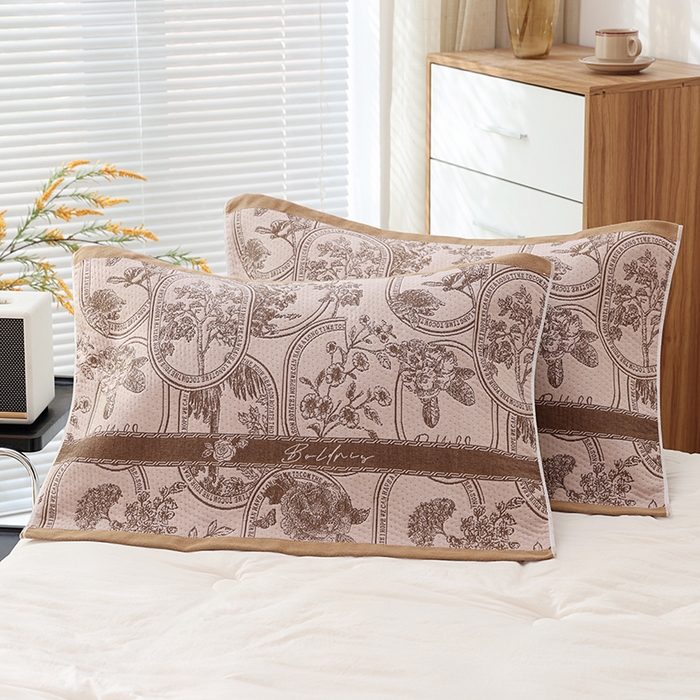 91家纺网 家纺一手货源 找家纺 朴尔家纺-毛巾被 2026新款卡通定位全棉纯棉四层纱布枕巾 清欢-米咖