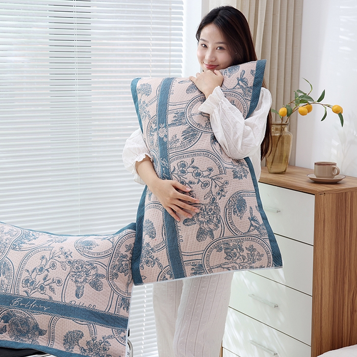 91家纺网 家纺一手货源 找家纺 朴尔家纺-毛巾被 2026新款卡通定位全棉纯棉四层纱布枕巾 清欢-蓝