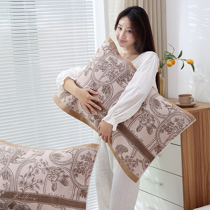 91家纺网 家纺一手货源 找家纺 朴尔家纺-毛巾被 2026新款卡通定位全棉纯棉四层纱布枕巾 清欢-米咖