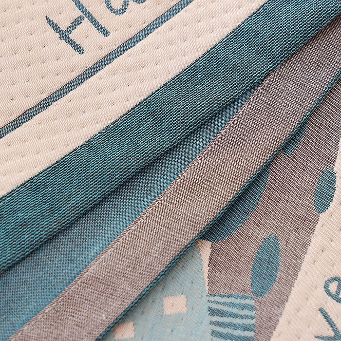 91家纺网 家纺一手货源 找家纺 朴尔家纺-毛巾被 2026新款卡通定位全棉纯棉四层纱布枕巾 包包熊崽-蓝