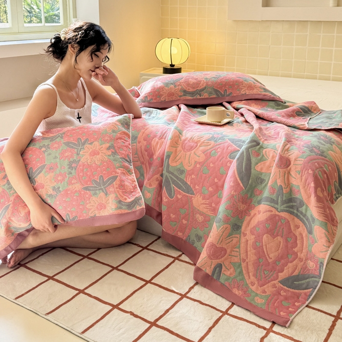 91家纺网 家纺一手货源 找家纺 朴尔家纺-毛巾被 2026新款彩棉云柔全棉纯棉三层纱布枕巾 初恋时刻