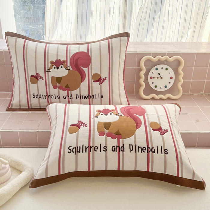 91家纺网 家纺一手货源 找家纺 朴尔家纺-毛巾被 2026新款多彩八层全棉纯棉加厚纱布枕巾 栗子松鼠