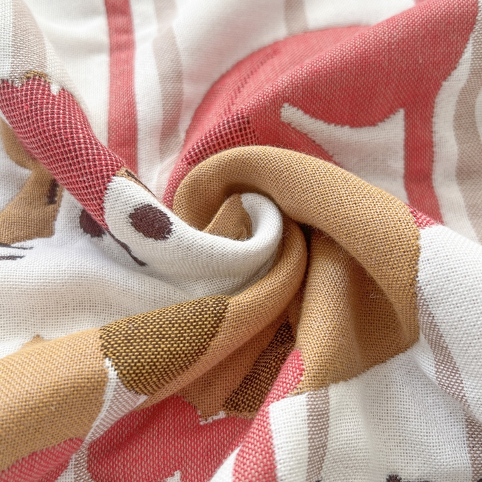 91家纺网 家纺一手货源 找家纺 朴尔家纺-毛巾被 2026新款多彩八层全棉纯棉加厚纱布枕巾 栗子松鼠