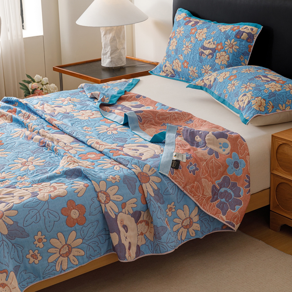 91家纺网 家纺一手货源 找家纺 朴尔家纺-毛巾被 2026新款彩棉云柔棉三层纱布毛巾被 熊猫派对