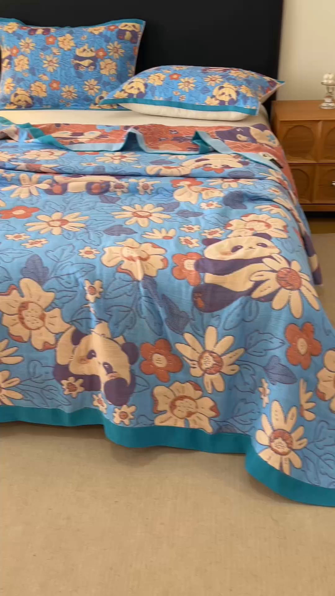 91家纺网 家纺一手货源 找家纺 朴尔家纺-毛巾被 2026新款彩棉云柔棉三层纱布毛巾被 熊猫派对