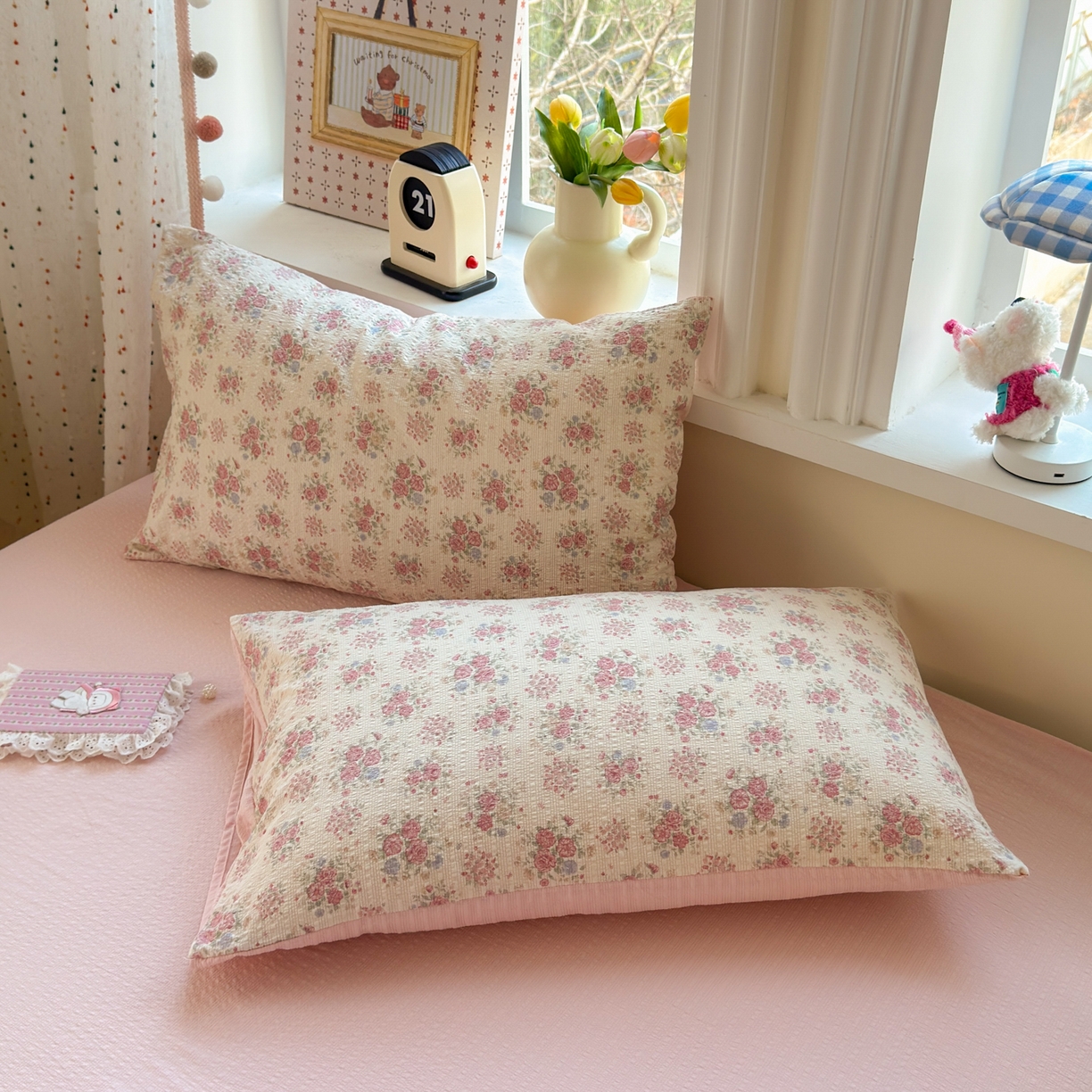 91家纺网 家纺一手货源 找家纺 优承佳生活馆 2026年新款卡通小清新风格高克重超柔软糯泡芙双层纱面料三件套四件套单被套系列 满满